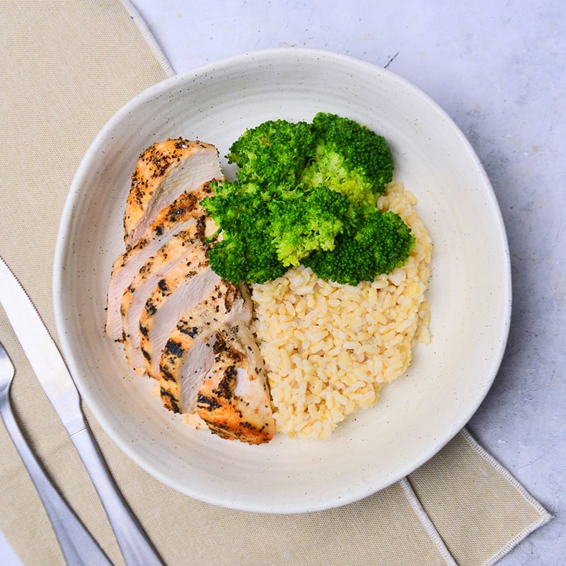 Grilled Chicken, Brown Rice & Steamed Broccoli